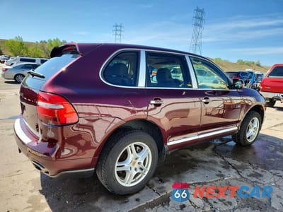 Trzecie zdjęcie samochodu z tyłu: 2008 PORSCHE CAYENNE VIN:WP1AA29P08LA22571 - miniatura