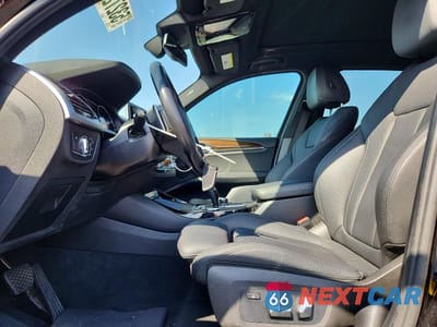 Zdjęcie 7 z 13 samochodu: 2019 BMW X3 SDRIVE30I VIN:5UXTR7C55KLF27800 - miniatura
