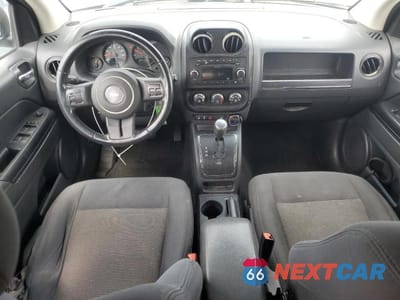 Zdjęcie 8 z 13 samochodu: 2011 JEEP COMPASS SPORT VIN:1J4NT1FA5BD176048 - miniatura