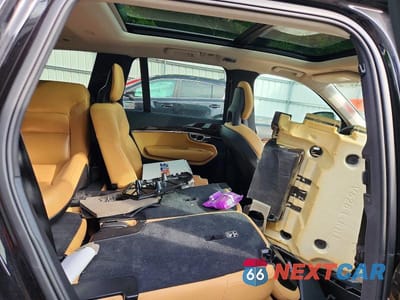 Zdjęcie 11 z 13 samochodu: 2016 VOLVO XC90 T6 VIN:YV4A22PK7G1085664 - miniatura