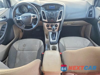 Zdjęcie 8 z 12 samochodu: 2014 FORD FOCUS SE VIN:1FADP3K29EL233822 - miniatura