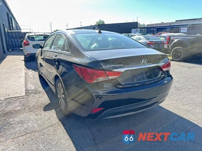 Trzecie zdjęcie samochodu z tyłu: 2014 HYUNDAI SONATA LIMITED VIN:5NPEC4AC9EH843119 - miniatura