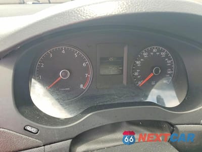 Zdjęcie 9 z 12 samochodu: 2014 VOLKSWAGEN JETTA BASE VIN:3VW2K7AJXEM327624 - miniatura