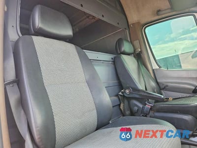 Zdjęcie 10 z 12 samochodu: 2007 DODGE SPRINTER 2500 VIN:WD0PE845475182505 - miniatura