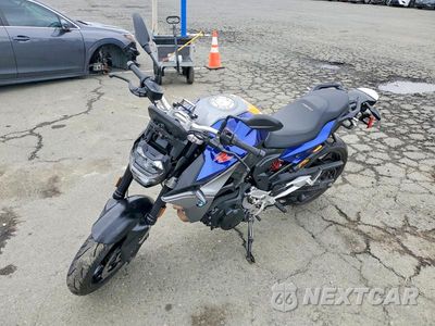 Trzecie zdjęcie samochodu z tyłu: 2021 BMW F 900 R VIN:WB10K1303M6E18969 - miniatura