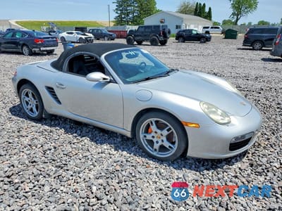 Czwarte zdjęcie samochodu z boku: 2007 PORSCHE BOXSTER VIN:WP0CA29867U710389 - miniatura