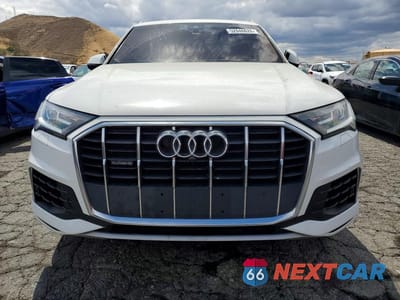 Piąte zdjęcie samochodu w środku: 2021 AUDI Q7 PREMIUM PLUS VIN:WA1LXAF7XMD013981 - miniatura