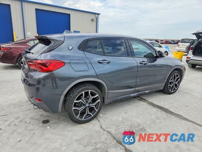 Trzecie zdjęcie samochodu z tyłu: 2018 BMW X2 SDRIVE28I VIN:WBXYJ3C31JEJ81317 - miniatura