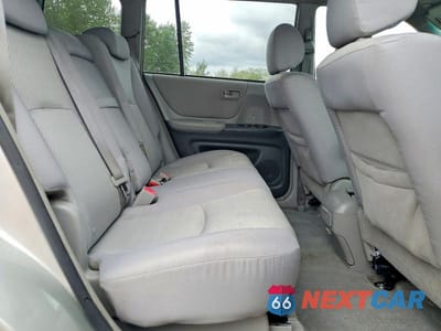Zdjęcie 11 z 13 samochodu: 2005 TOYOTA HIGHLANDER BASE VIN:JTEGD21AX50126701 - miniatura