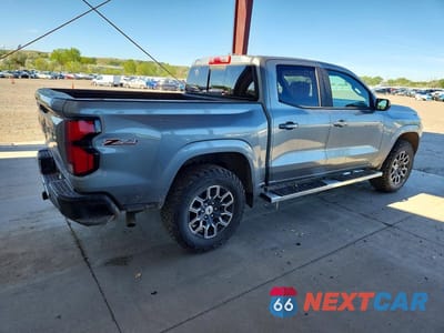 Trzecie zdjęcie samochodu z tyłu: 2025 CHEVROLET COLORADO Z71 VIN:1GCPTDEK0S1118781 - miniatura