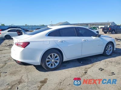 Trzecie zdjęcie samochodu z tyłu: 2020 CHEVROLET MALIBU LT VIN:1G1ZD5STXLF059664 - miniatura