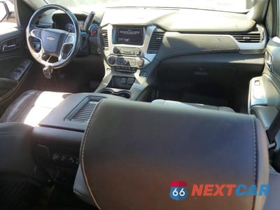 Zdjęcie 8 z 13 samochodu: 2017 CHEVROLET SUBURBAN K1500 LT VIN:1GNSKHKC2HR289163 - miniatura