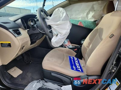 Zdjęcie 7 z 12 samochodu: 2016 HYUNDAI ELANTRA SE VIN:KMHDH4AE8GU636532 - miniatura