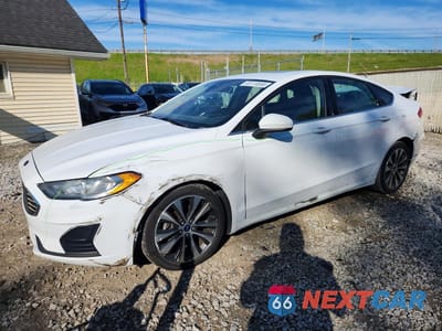 2020 FORD FUSION SE 3FA6P0T94LR190878 - główne zdjęcie licytacji z USA - miniatura