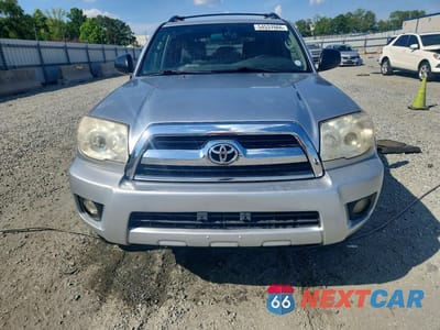 Piąte zdjęcie samochodu w środku: 2006 TOYOTA 4RUNNER SR5 VIN:JTEBU14R360085450 - miniatura