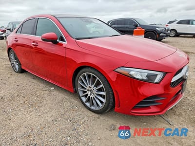 Czwarte zdjęcie samochodu z boku: 2019 MERCEDES-BENZ A 220 VIN:WDD3G4EB4KW017884 - miniatura