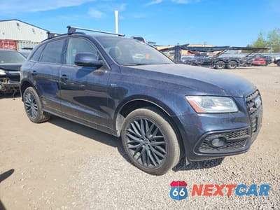 Czwarte zdjęcie samochodu z boku: 2016 AUDI SQ5 TECHNIK VIN:WA1LCAFPXGA103357 - miniatura