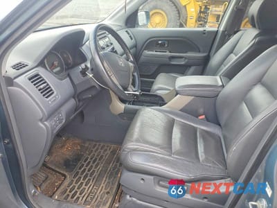 Zdjęcie 7 z 13 samochodu: 2006 HONDA PILOT EX VIN:2HKYF18636H519488 - miniatura