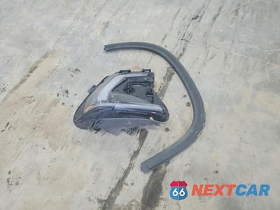 Zdjęcie 13 z 14 samochodu: 2025 GMC ACADIA ELEVATION VIN:1GKENNRS5SJ144055 - miniatura
