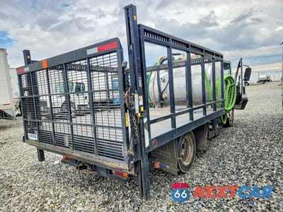 Trzecie zdjęcie samochodu z tyłu: 2024 ISUZU NRR VIN:JALE5W167R7300621 - miniatura