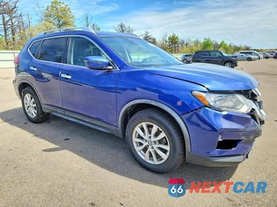 Czwarte zdjęcie samochodu z boku: 2019 NISS ROGUE VIN:KNMAT2MV0KP553397 - miniatura