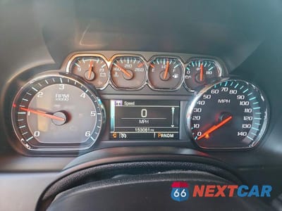 Zdjęcie 9 z 13 samochodu: 2015 CHEVROLET SUBURBAN K1500 LT VIN:1GNSKJKC8FR175057 - miniatura