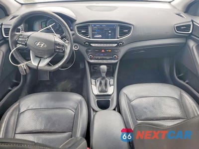 Zdjęcie 8 z 12 samochodu: 2019 HYUNDAI IONIQ LIMITED VIN:KMHC05LC5KU110419 - miniatura