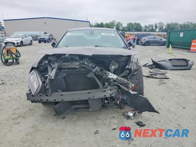 Piąte zdjęcie samochodu w środku: 2020 CHRYSLER 300 TOURING VIN:2C3CCAAG4LH233650 - miniatura