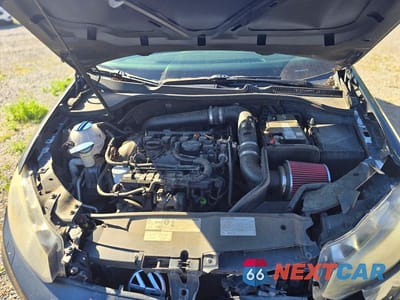 Zdjęcie 7 z 10 samochodu: 2012 VOLKSWAGEN GTI VIN:WVWHD7AJ8CW143500 - miniatura