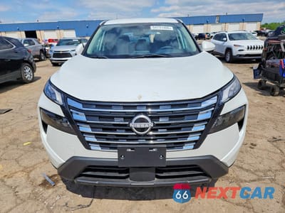 Piąte zdjęcie samochodu w środku: 2024 NISSAN ROGUE SV VIN:5N1BT3BA4RC692164 - miniatura