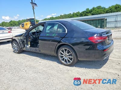 Drugie zdjęcie samochodu z przodu: 2022 MERCEDES-BENZ E 350 VIN:W1KZF8DB6NB038995 - miniatura