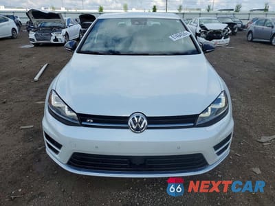 Piąte zdjęcie samochodu w środku: 2016 VOLKSWAGEN GOLF R VIN:WVWLF7AU7GW246475 - miniatura