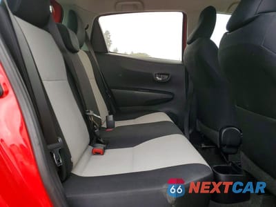 Zdjęcie 11 z 13 samochodu: 2012 TOYOTA YARIS 5-DOOR LE VIN:JTDKTUD33CD541956 - miniatura