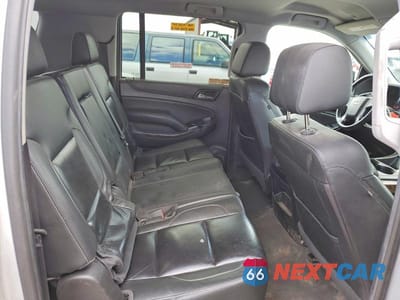 Zdjęcie 11 z 14 samochodu: 2019 CHEVROLET SUBURBAN K1500 LT VIN:1GNSKHKC8KR392756 - miniatura