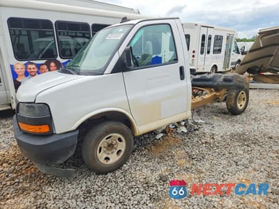 2023 GMC SAVANA CUTAWAY G3500 1GDY7RFP7P1220274 - główne zdjęcie licytacji z USA - miniatura