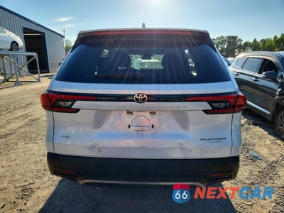Zdjęcie 6 z 13 samochodu: 2024 TOYOTA GRAND HIGHLANDER PLATINUM VIN:5TDAAAB59RS041561 - miniatura