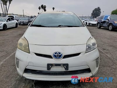 Piąte zdjęcie samochodu w środku: 2012 TOYOTA PRIUS TWO VIN:JTDKN3DUXC1600015 - miniatura