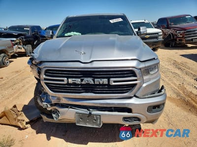 Piąte zdjęcie samochodu w środku: 2019 RAM 1500 BIG HORN VIN:1C6SRFFT8KN788638 - miniatura