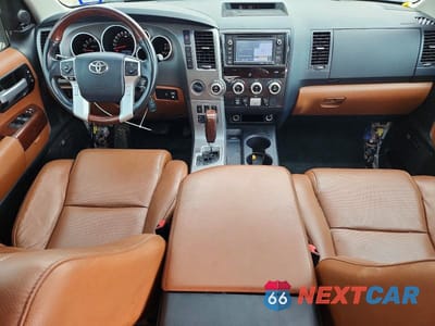 Zdjęcie 8 z 13 samochodu: 2016 TOYOTA SEQUOIA PLATINUM VIN:5TDDW5G10GS135255 - miniatura