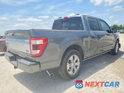 Trzecie zdjęcie samochodu z tyłu: 2022 FORD F150 SUPERCREW VIN:1FTFW1CD9NFB33387 - miniatura