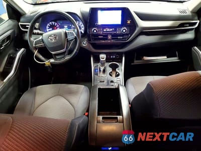 Zdjęcie 8 z 13 samochodu: 2023 TOYOTA HIGHLANDER LE VIN:5TDKDRAH4PS027361 - miniatura