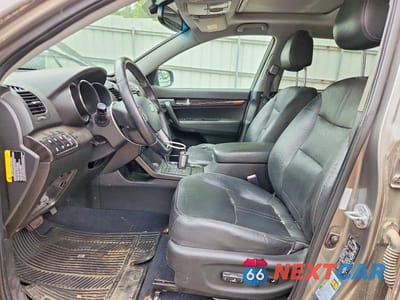 Zdjęcie 7 z 13 samochodu: 2011 KIA SORENTO EX VIN:5XYKUDA27BG148146 - miniatura