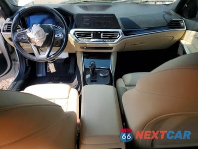 Zdjęcie 8 z 12 samochodu: 2019 BMW 330I VIN:WBA5R1C59KAJ98516 - miniatura