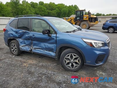 Czwarte zdjęcie samochodu z boku: 2020 SUBARU FORESTER PREMIUM VIN:JF2SKAGC5LH445303 - miniatura