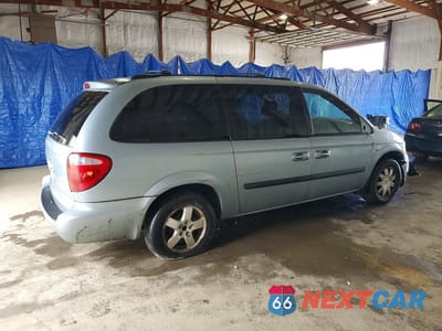 Trzecie zdjęcie samochodu z tyłu: 2005 DODGE GRAND CARAVAN SE VIN:1D4GP24R85B165923 - miniatura