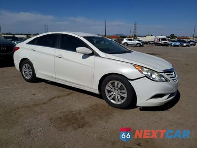 Czwarte zdjęcie samochodu z boku: 2011 HYUNDAI SONATA GLS VIN:5NPEB4AC8BH022852 - miniatura