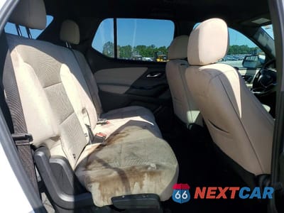 Zdjęcie 11 z 13 samochodu: 2023 CHEVROLET TRAVERSE LS VIN:1GNERFKW5PJ317316 - miniatura