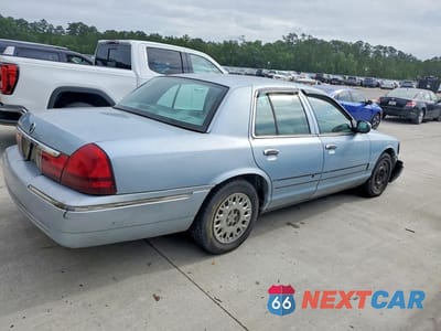 Trzecie zdjęcie samochodu z tyłu: 2004 MERCURY GRAND MARQUIS GS VIN:2MEFM74W54X616921 - miniatura