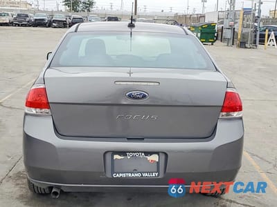 Zdjęcie 6 z 12 samochodu: 2010 FORD FOCUS SE VIN:1FAHP3FNXAW121657 - miniatura