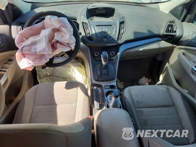 Zdjęcie 8 z 12 samochodu: 2014 FORD ESCAPE SE VIN:1FMCU0GX5EUD02724 - miniatura